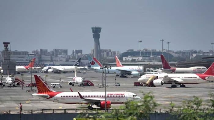 Govt unveils UDAN 2.0 with mega plan for 100 airports, 200 helipads