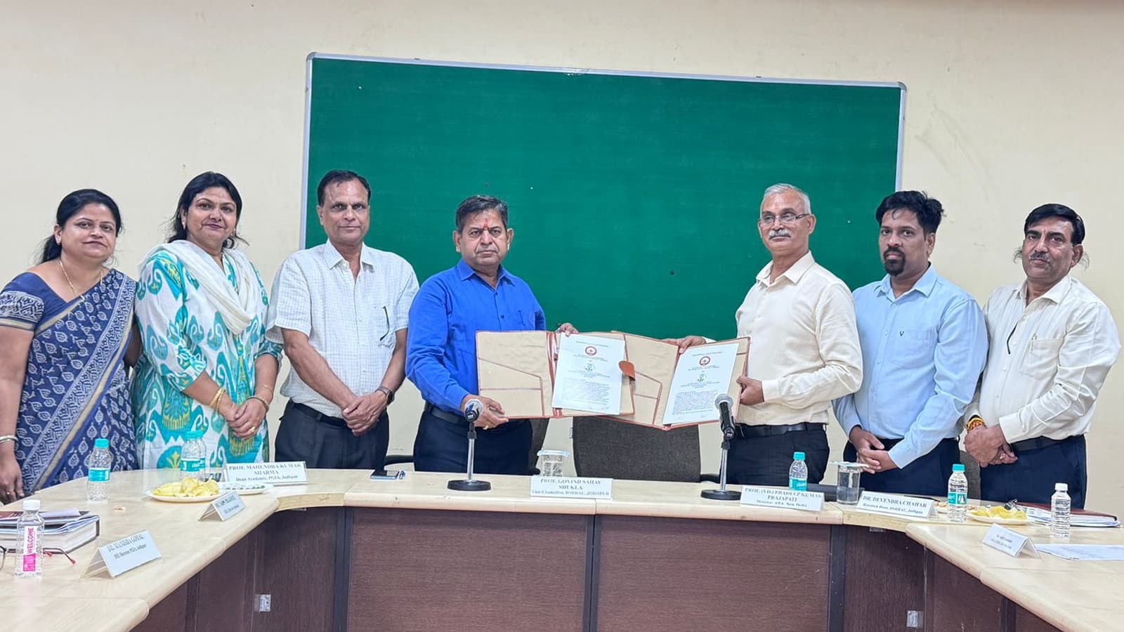 AIIA signs MoU with Rajasthan Ayurved Univ to boost entrepreneurship and innovation