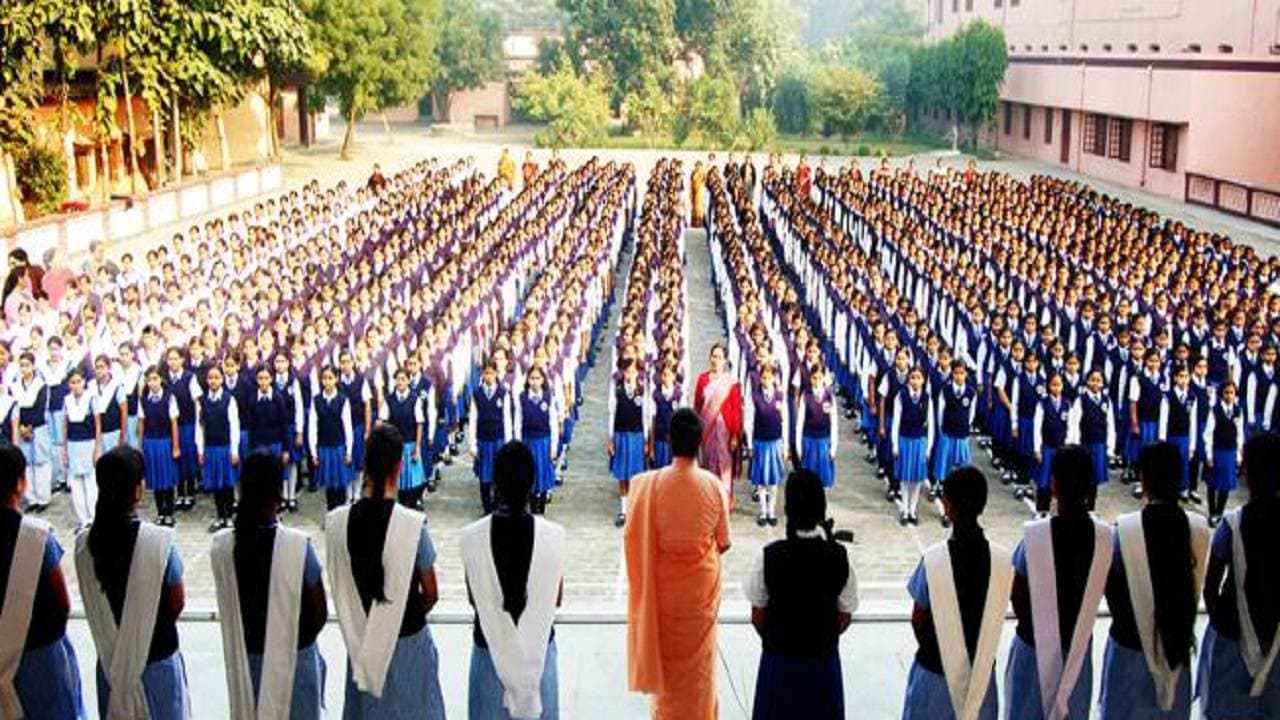 West Bengal makes Vande Mataram mandatory in schools