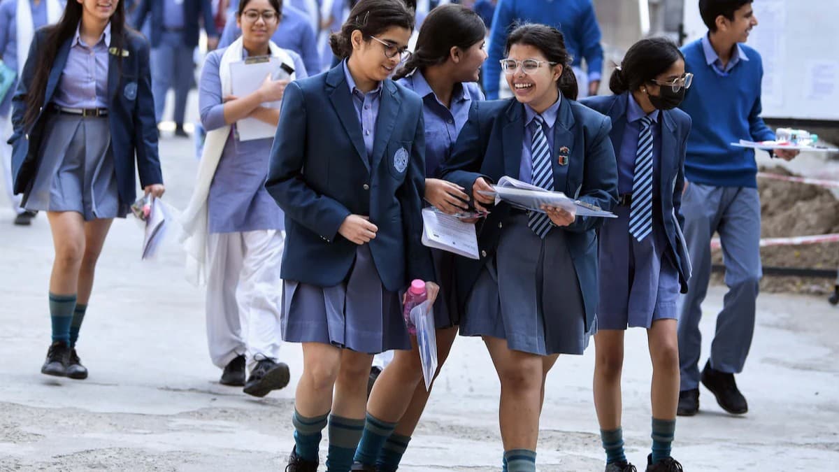 CBSE extends deadline for Class 12 scanned answer book applications after technical glitches