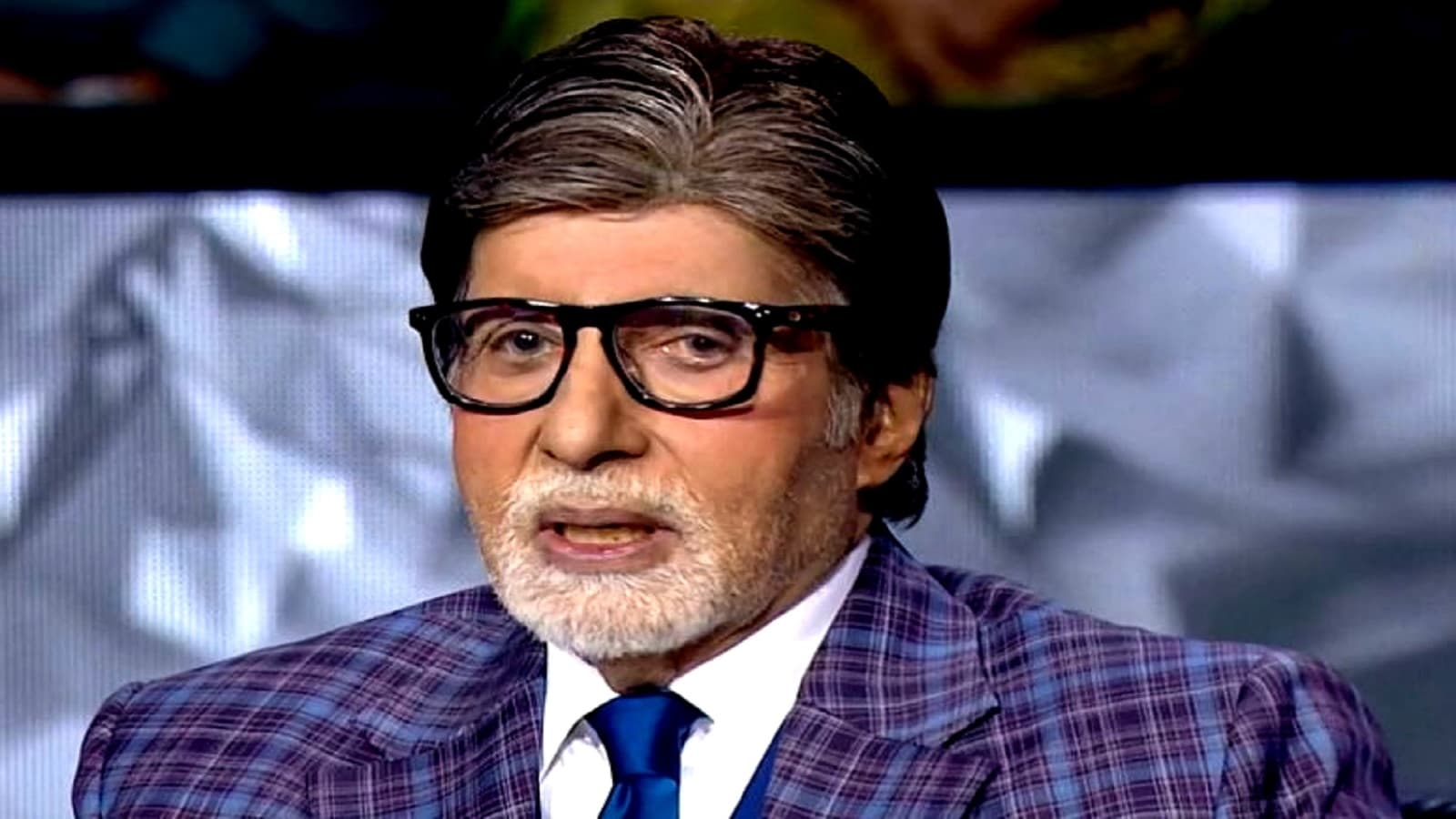 Amitabh Bachchan Praises Shah Rukh Khan’s Powerful Performance in ‘Swades’