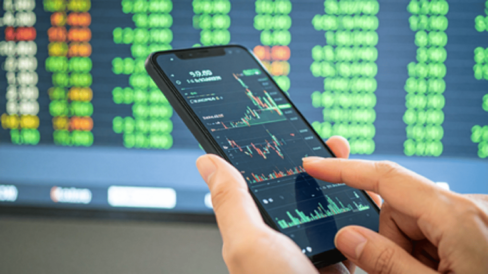 FIIs Sell Rs 1,602 Crore This Week as Nifty Falls 0.5%; DIIs Invest Rs 17,320 Crore