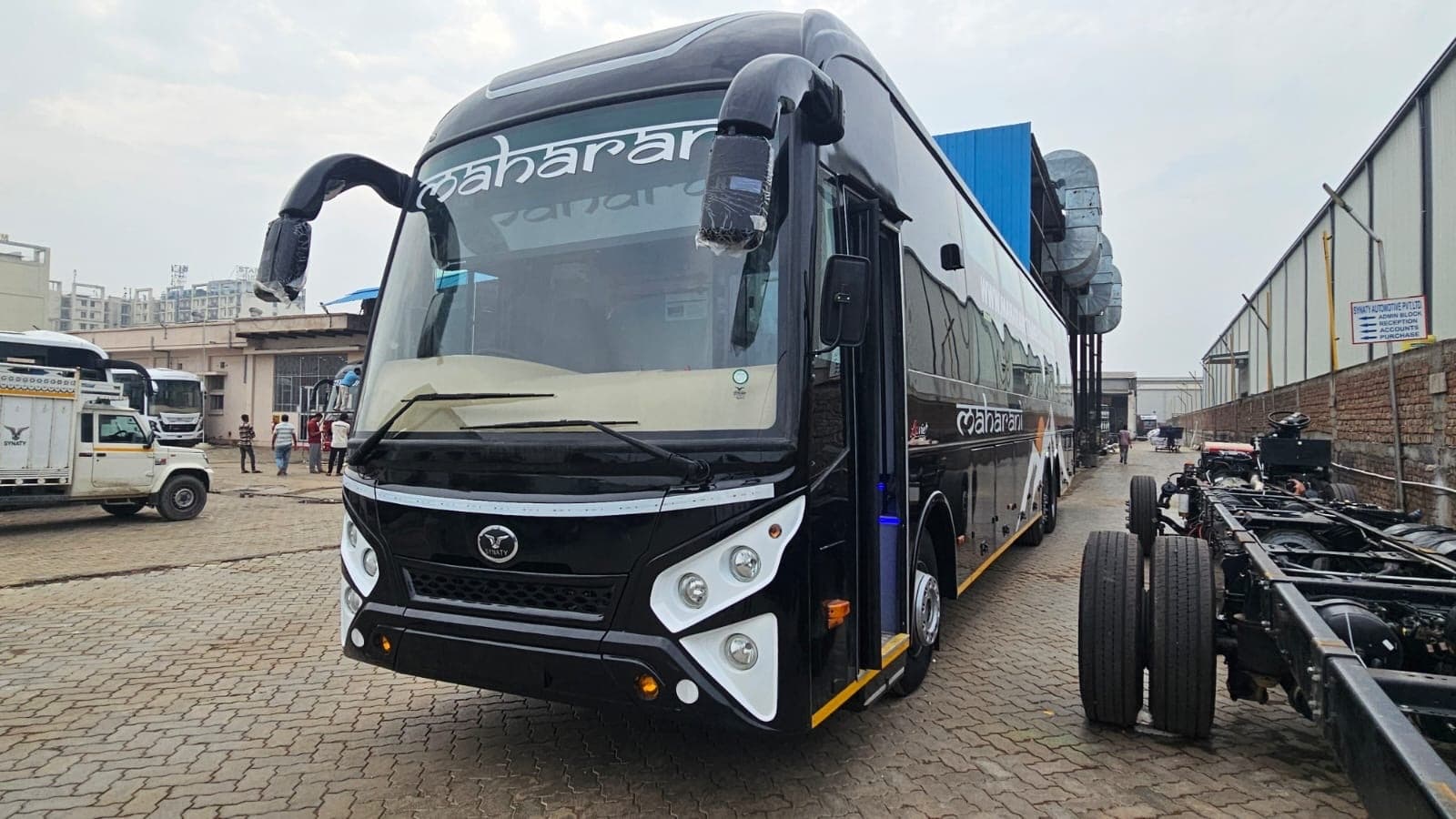 ICAT Issues First Compliance Certificate for 15-Metre Multi-Axle Sleeper Bus