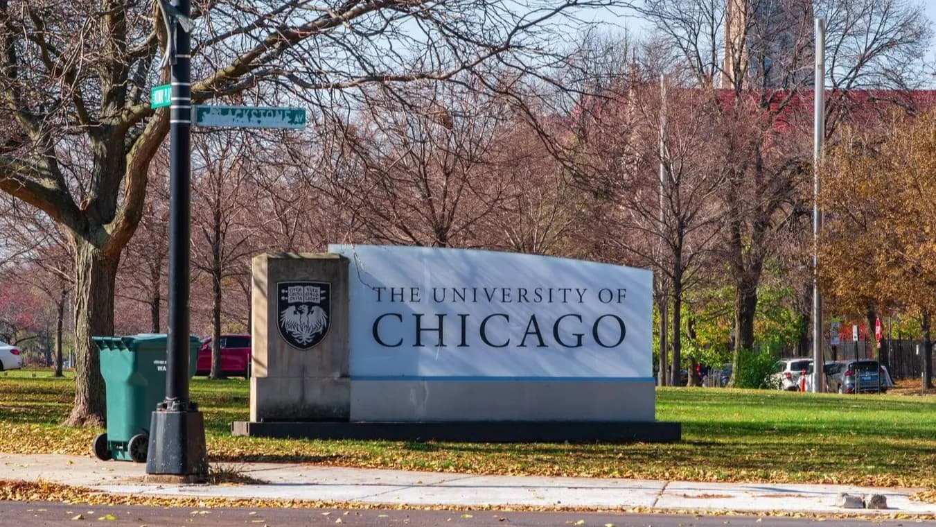 University of Chicago to restrict AI, personal devices in Social Sciences Core courses