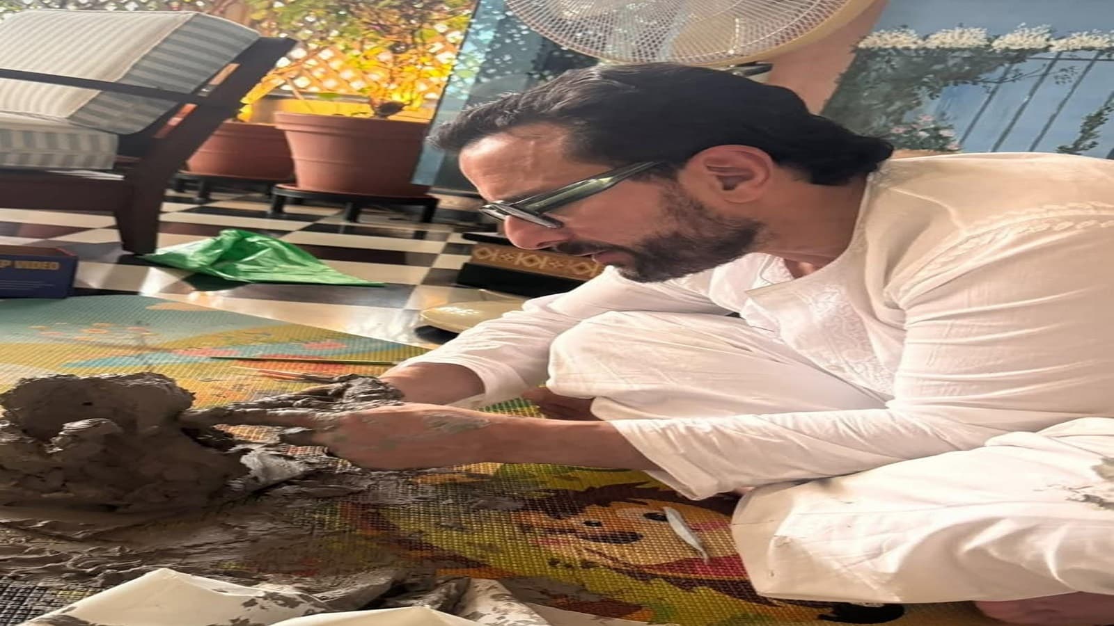 Kareena Kapoor Shares Saif Ali Khan’s Ganpati Celebration at Home