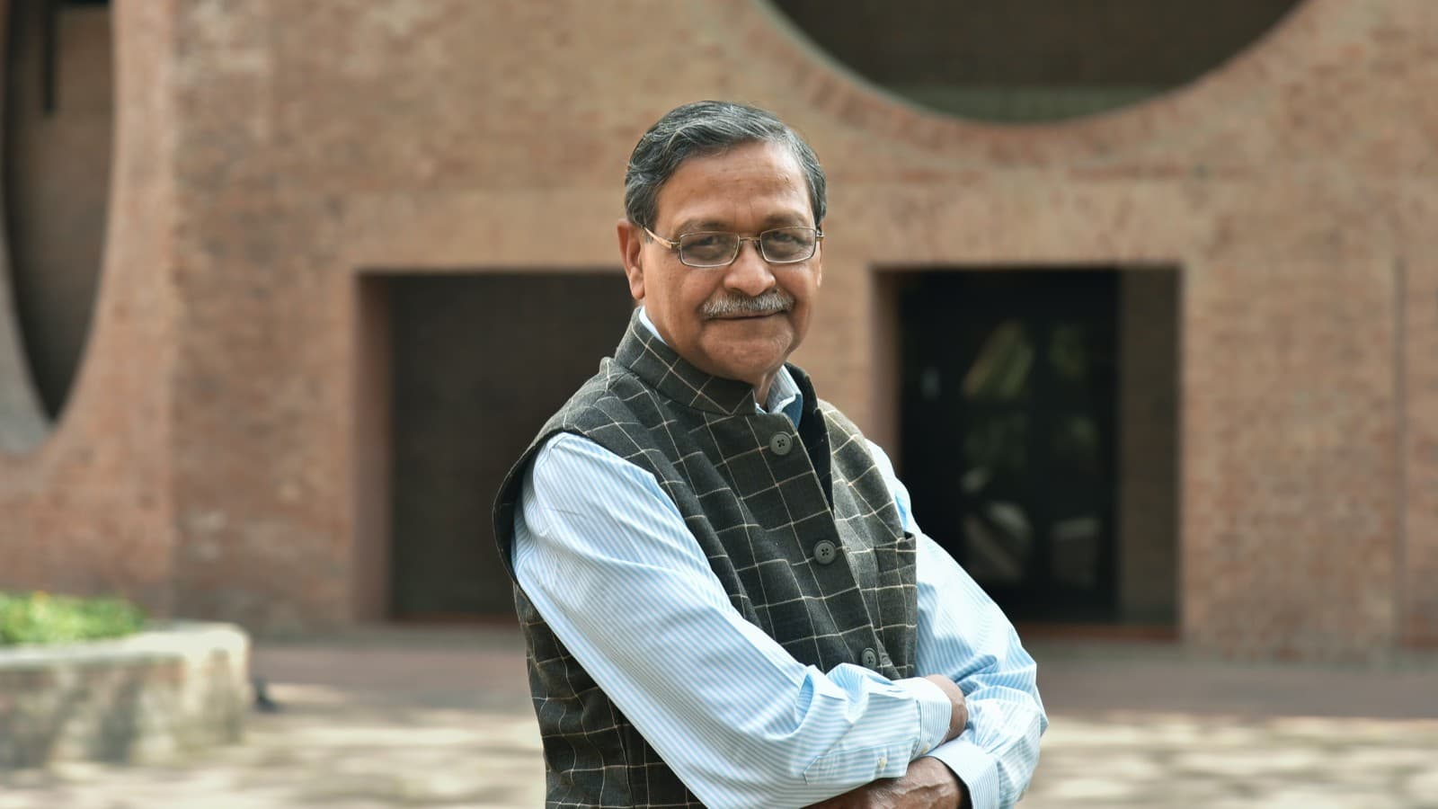 If AI can solve business problems, why pursue an MBA? IIM Ahmedabad director explains