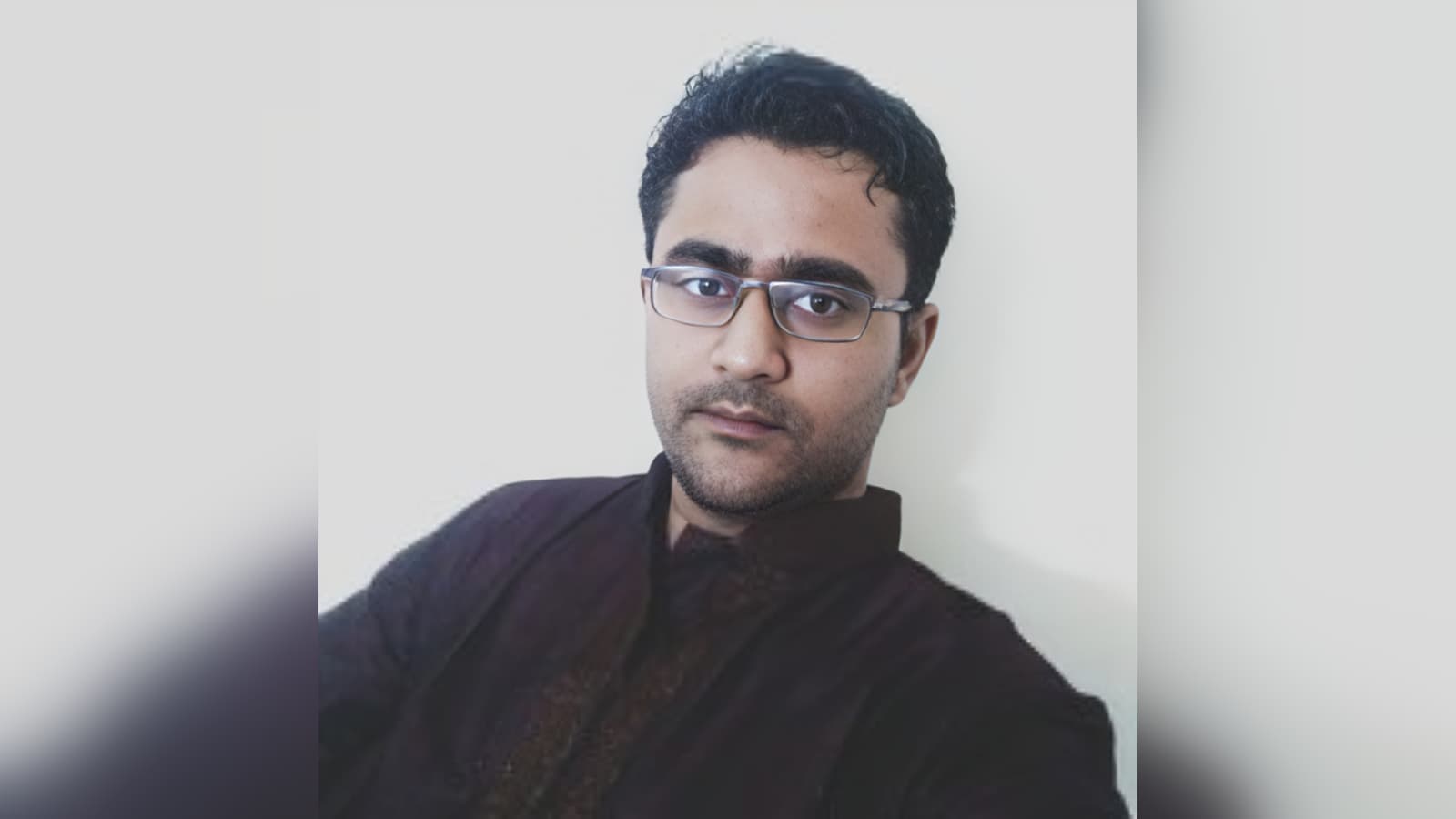 Dr. Gaurav Musalgaonkar, semiconductor researcher and device engineer, discussing advanced chip technologies and deep-tech innovation