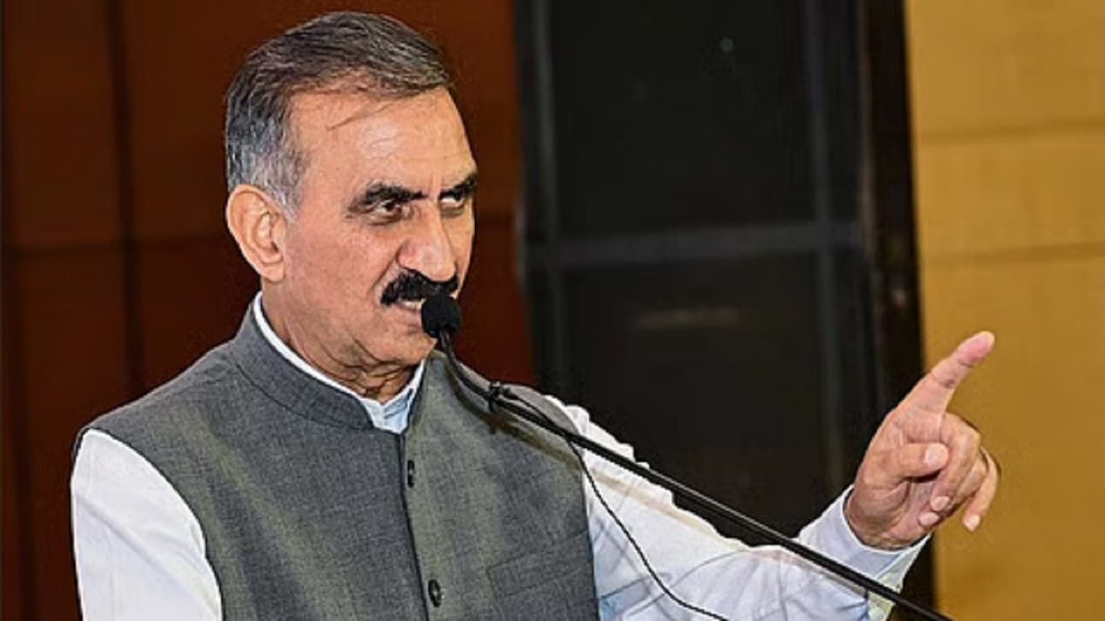 Himachal Pradesh CM Sukhvinder Singh Sukhu reviewing school education reforms and the introduction of moral science from Class 1.