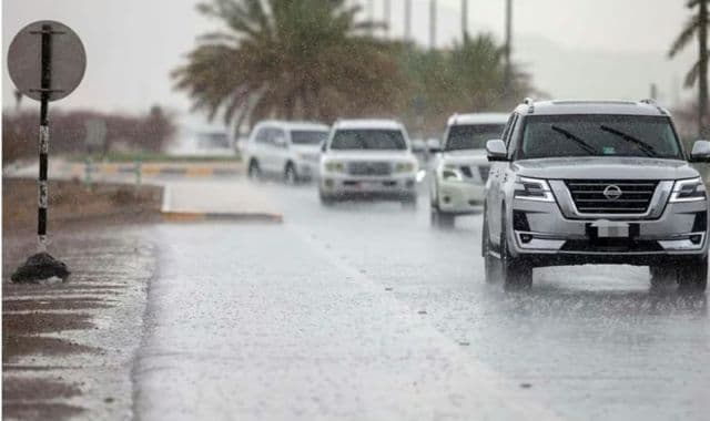 Rains return to UAE: Schools shut, several flights cancelled