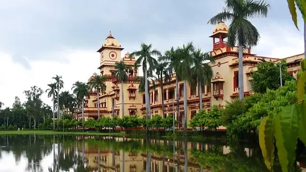 IIT-BHU alumnus creates Luna, world’s first AI that can sing, whisper, and convey emotions