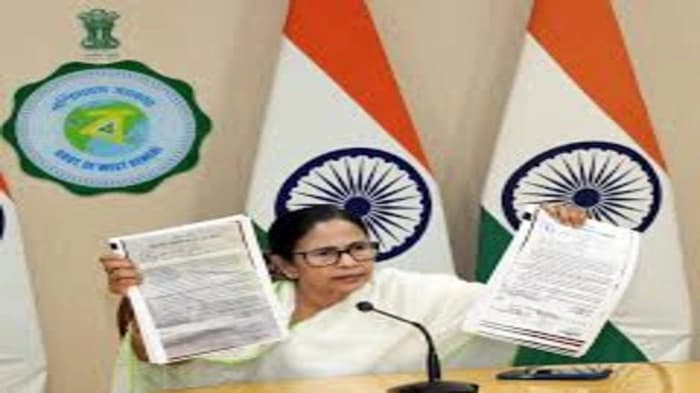 West Bengal SIR Controversy: CM Alleges Irregularities Among BLOs