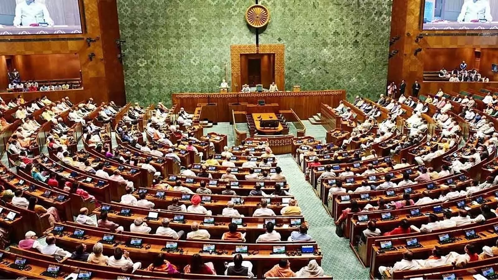 Government Meets Floor Leaders Ahead of Parliament’s Winter Session