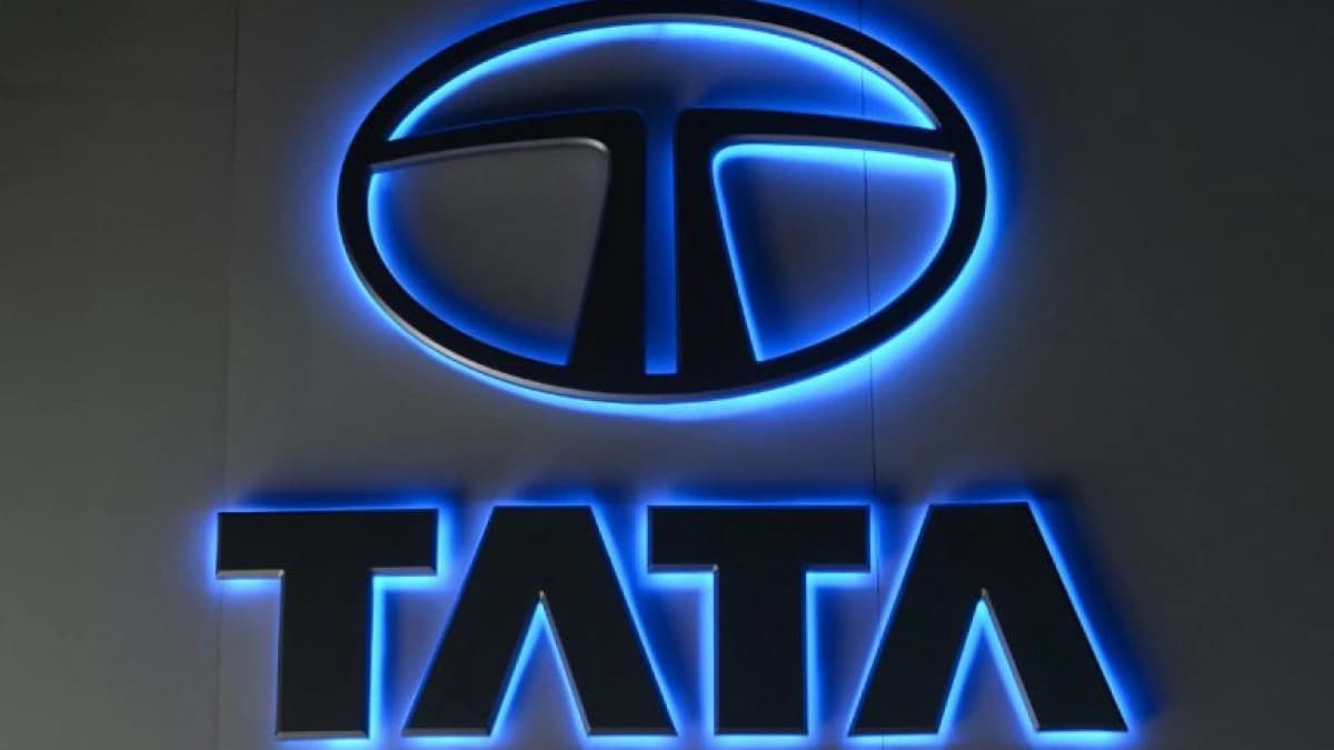 Tata Motors announces demerger of its commercial and passenger vehicle segments