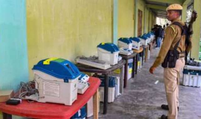 Lok Sabha Elections 2024: Voting for phase 3 begins for 93 seats across 11 states