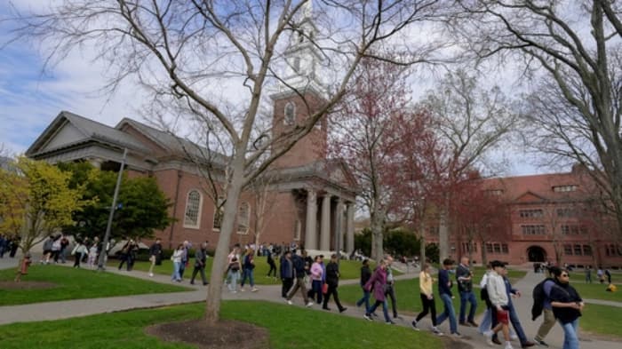 Trump vs Harvard: Reasons Behind the US Government's Move to Limit Foreign Student Admissions