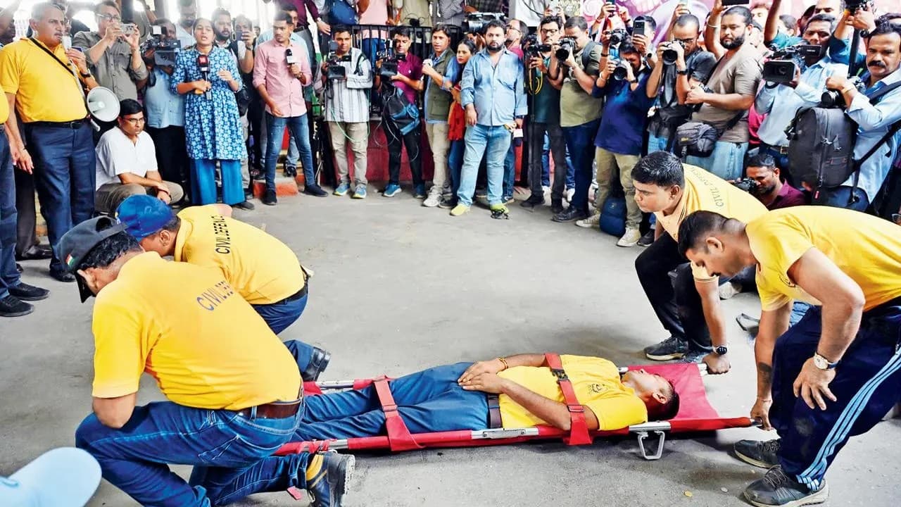 Maharashtra govt launches civil defence course in Mumbai Univ curriculum