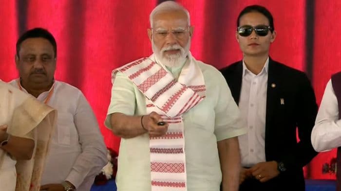 Modi unveils major Delhi infrastructure projects worth ₹33,500 crore