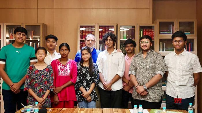 ‘Soros agent’ jibe: Rahul Gandhi backs students questioning CBSE evaluation process