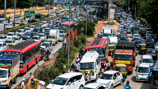 Urban transport planning challenges intensify as vehicle fleet crosses 413 million