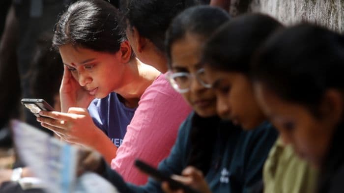 Anti-NEET protests continue in Chennai despite Assembly resolution