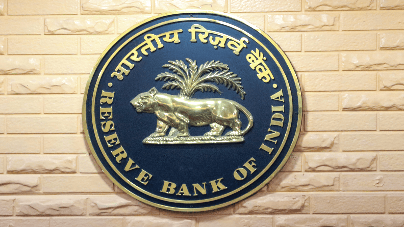 FCNR(B) Inflows May Reach $85 Billion as Dollar Mobilisation Target Met: SBI