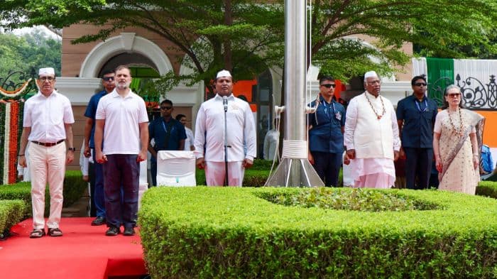 Congress defends two-stanza Vande Mataram tradition, cites Gandhi, Netaji and Tagore