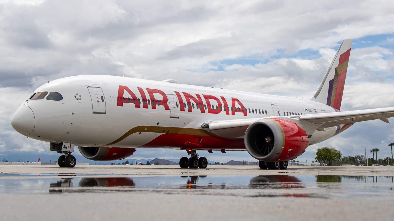 UK Air Traffic Control Glitch Disrupts Air India Flights; Over 1,000 Flights Cancelled