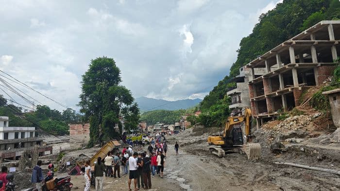 Study finds climate change may have contributed to glacier collapse behind recent Nepal floods