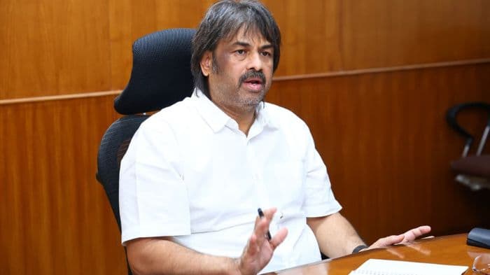 Karnataka minister seeks relief for teachers from SIR duties, plans Bill on non-teaching work