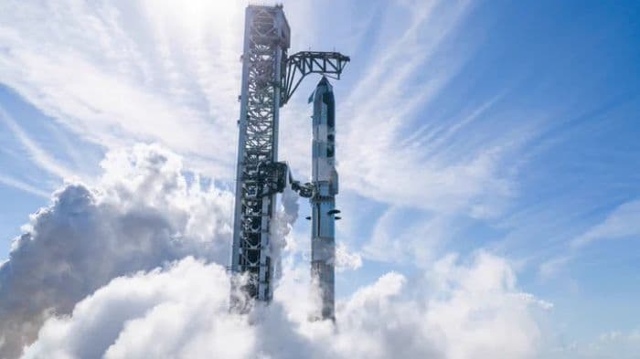 SpaceX Starship reaches orbit for first time, deploys 26 Starlink V3 satellites