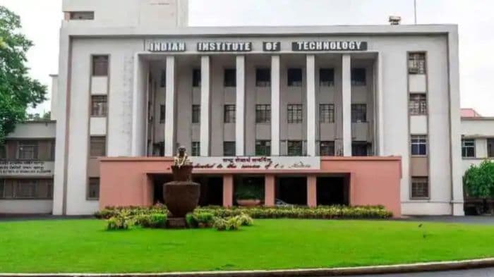 IIT Kharagpur professor says AI has not made hard work optional