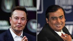Elon Musk and Mukesh Ambani in a news graphic about Starlink’s delayed India launch and satellite internet competition.