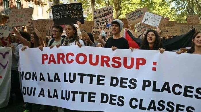 French students demand scrapping of university admissions platform Parcoursup