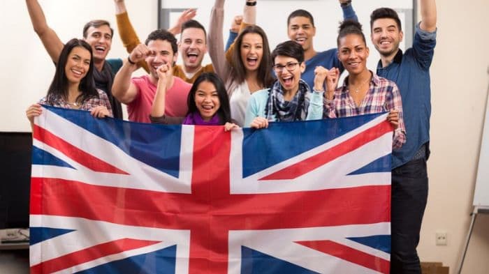 England proposes annual student recruitment cuts for universities rated below quality standards