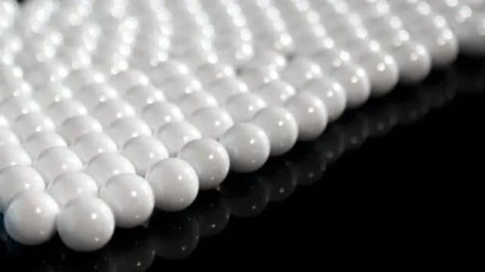 Water vapour slows grain growth in zirconia ceramics, study finds