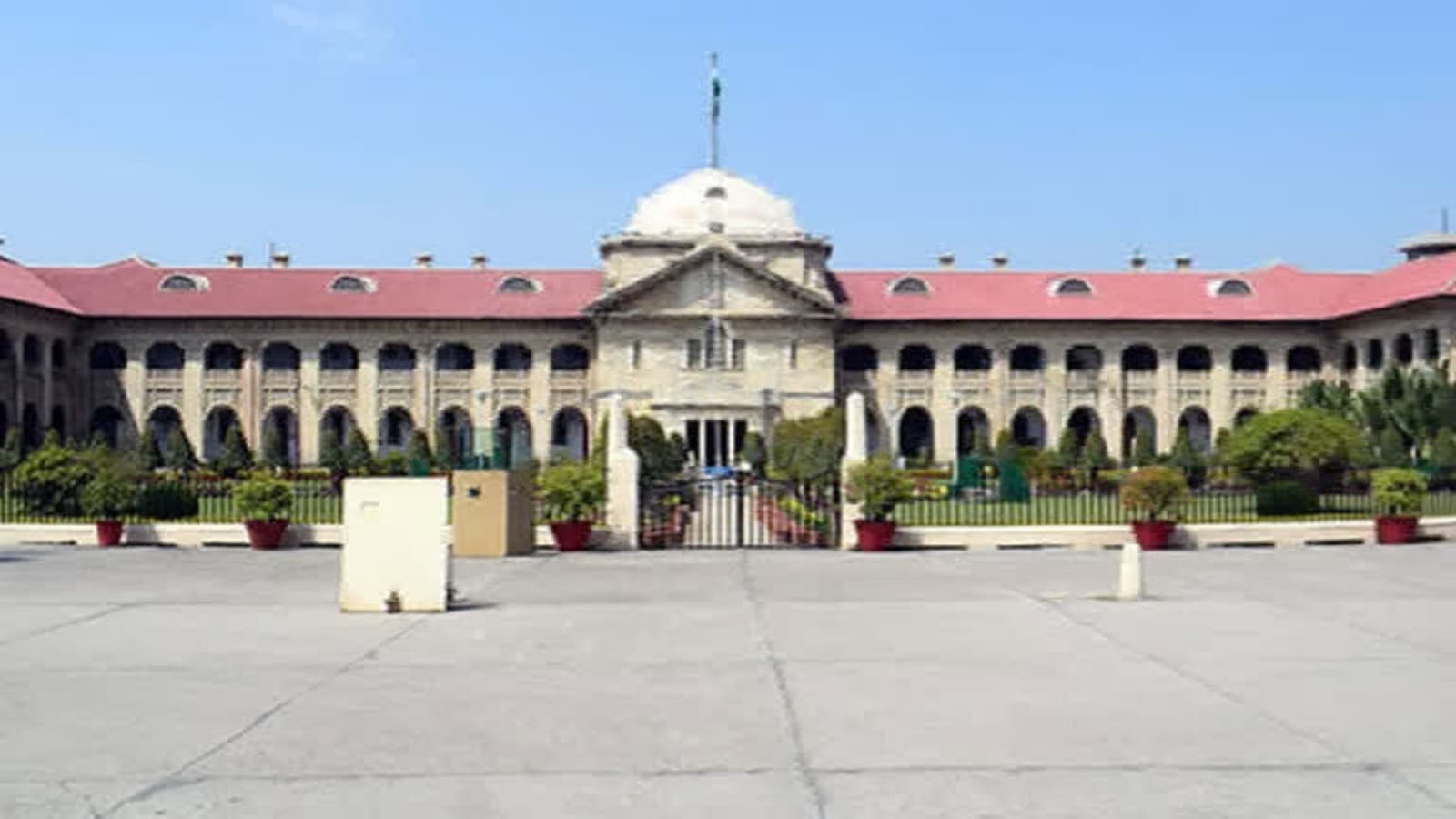 Allahabad High Court's Lucknow bench seeks CBSE measures for traffic management around schools.