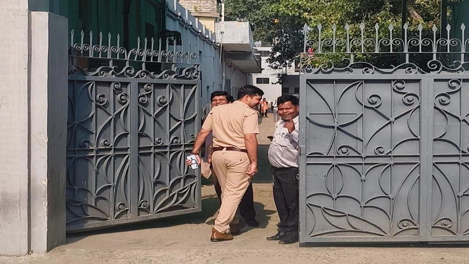 UP schools closed on October 30, 2026, due to UPSSSC PET examination in Noida, Ghaziabad and other districts.